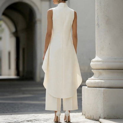 Combinaison élégante avec corsage col roulé drapé