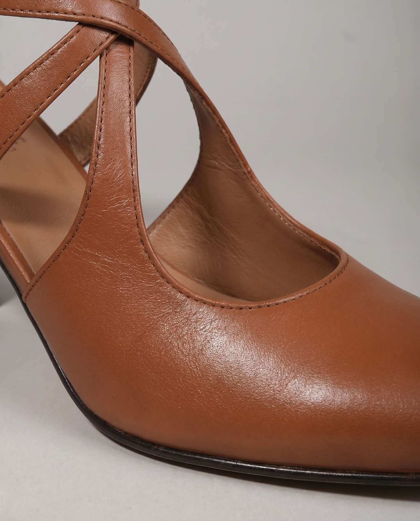 CAMILLE | TACONES DE CUERO ELEGANTES
