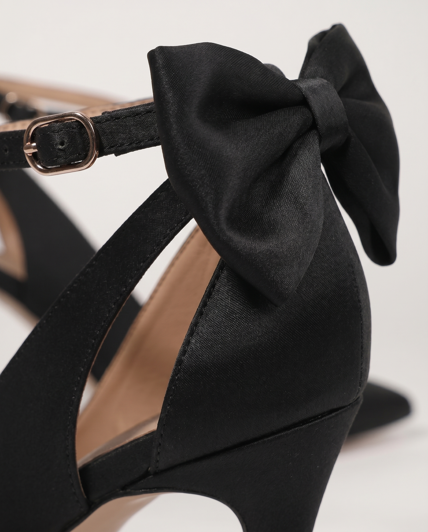 CLAIRE | TACONES ELEGANTES CON LAZO