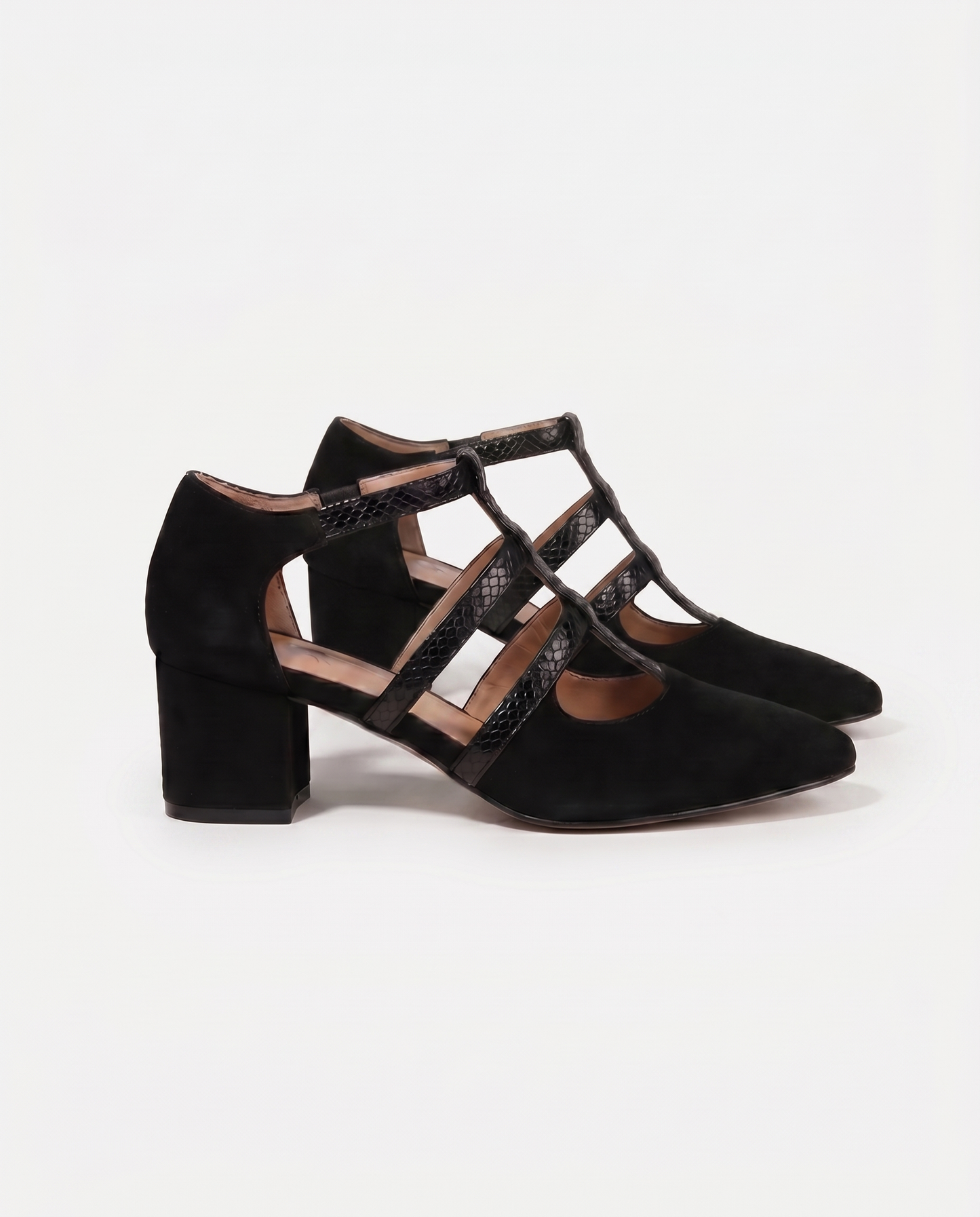 LEONA | TACONES ELEGANTES CON PUNTA