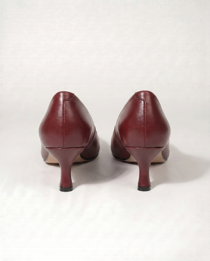 ALI | ZAPATOS DE PUNTA EN CUERO
